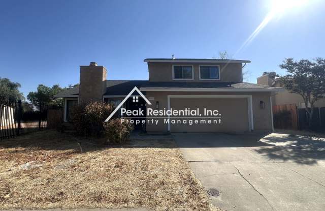 Spacious 4bd/3ba Vintage Park Area Home!