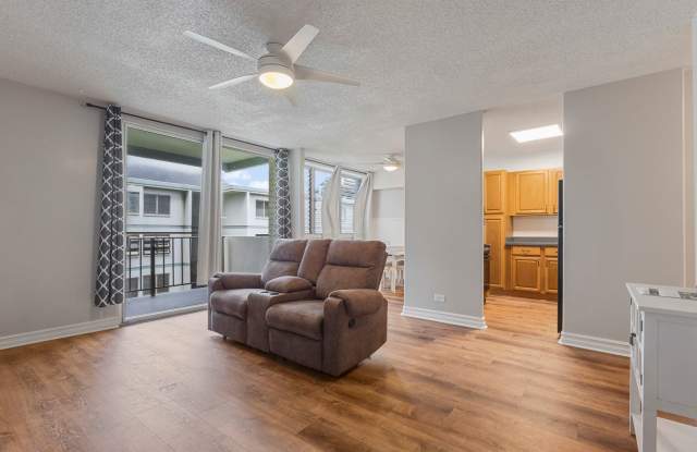 Updated 2-Bedroom Condo with Koolau Views in Prime Kaneohe Location