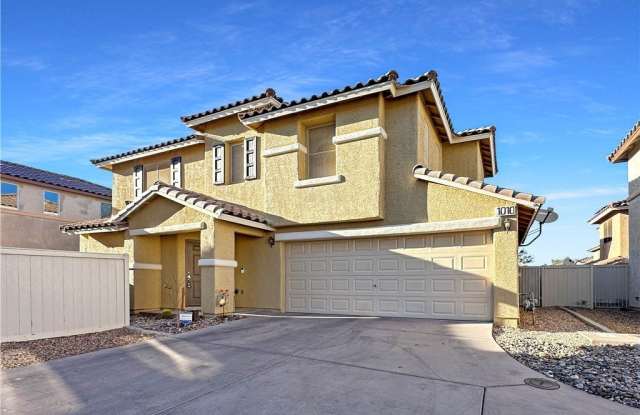 1010 GRAND CERRITOS Avenue