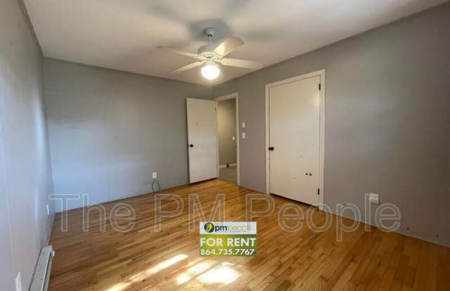 Photo of 11A Lenox Ave