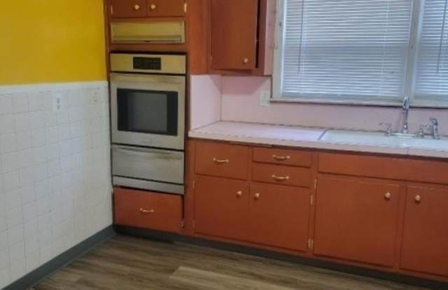 10 Fleetwood Pl