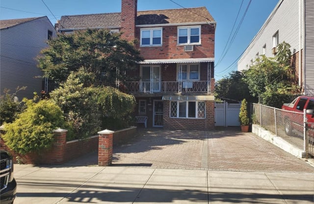 66-46 79th Place - 66-46 79th Place, Queens, NY 11379