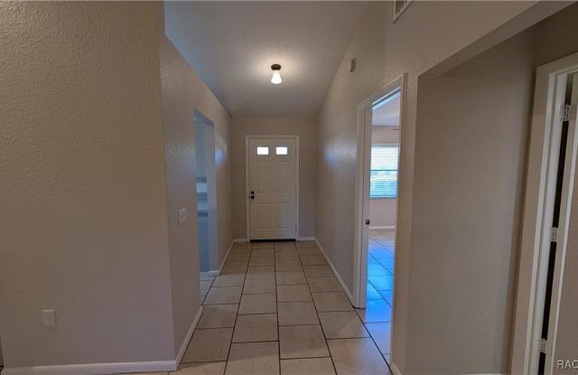 5334 W Customer Court