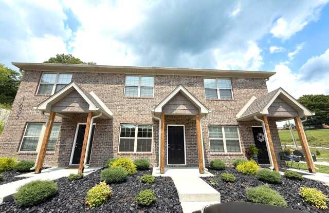 1635 Kentucky 1247 - B