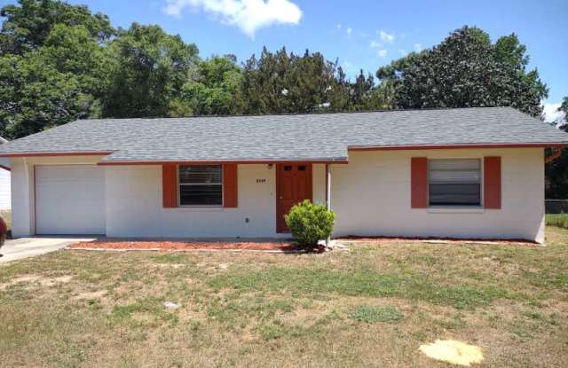 2369 S Tennyson Pt
