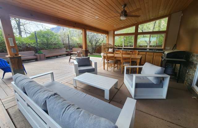 Photo of 322 Park Drive