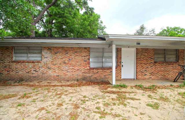 6618 Applegate St - 6618 Applegate Street, Milton, FL 32570