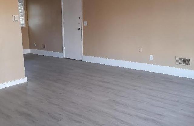 8406 E 114th Terrace