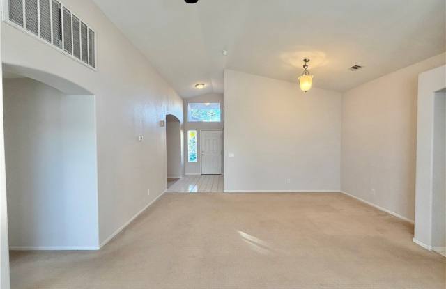 8525 Danza Del Sol Drive