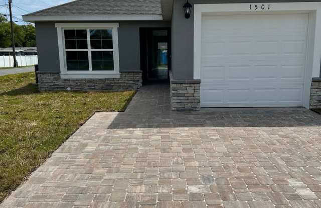 Beautiful New Energy Efficient 2/2 Duplex in St. Cloud