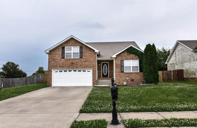 1913 Sherman Ct - 1913 Sherman Court, Clarksville, TN 37042