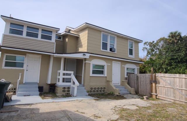 307 Adeline Street - 307 Adeline Street, Daytona Beach, FL 32114