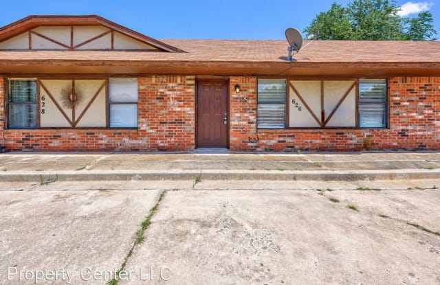 626 Robin Way - 626 N Robin Way, Mustang, OK 73064