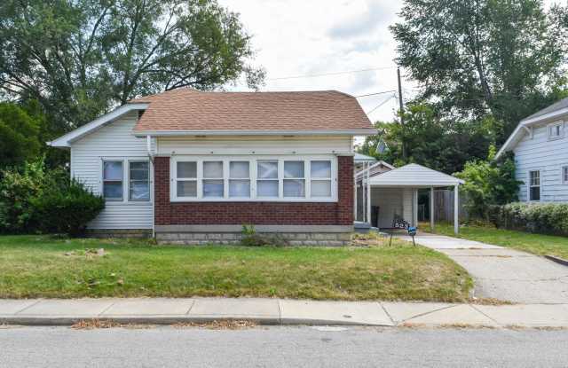 Photo of 523 Carlyle Pl