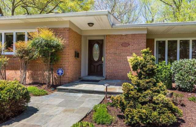 8524 THORNDEN TERRACE