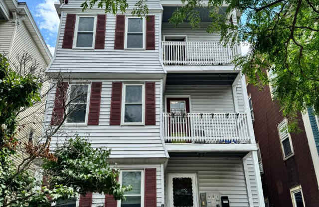 60 Brookside Ave.