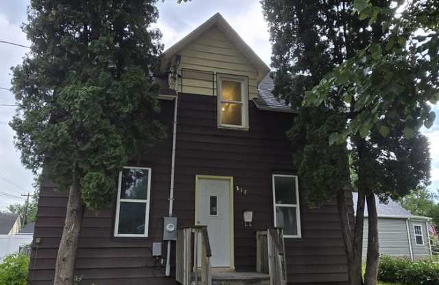 317 6th Avenue North