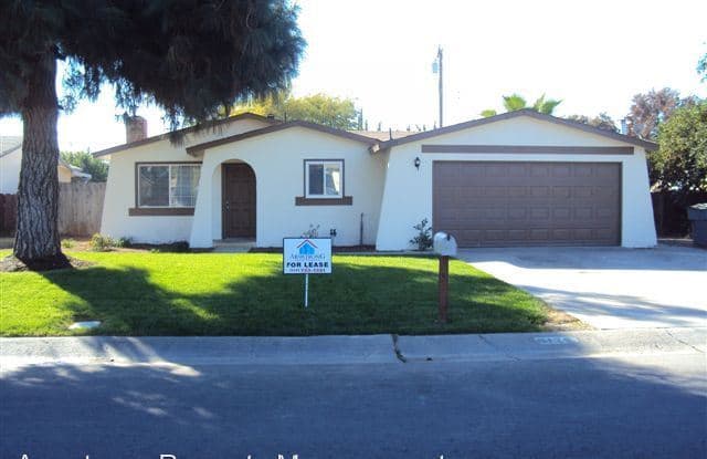 4225 W. Monte Vista Ave - 4225 West Monte Vista Avenue, Visalia, CA 93277