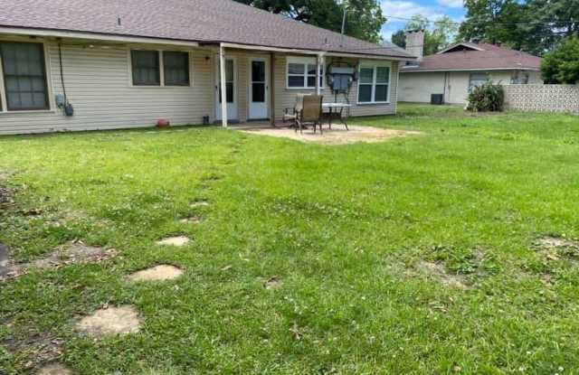 725 South 7th Street