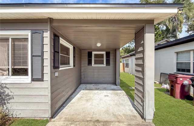 1303 E MURIEL STREET