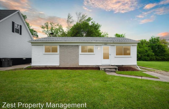 21681 Laurel Street - 21681 Laurel Street, Macomb County, MI 48035