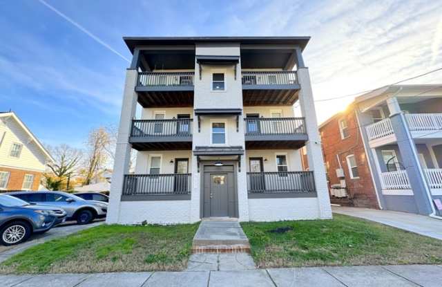 527 37th Street