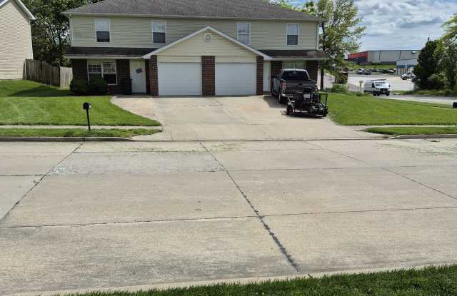 1302 Raleigh Drive