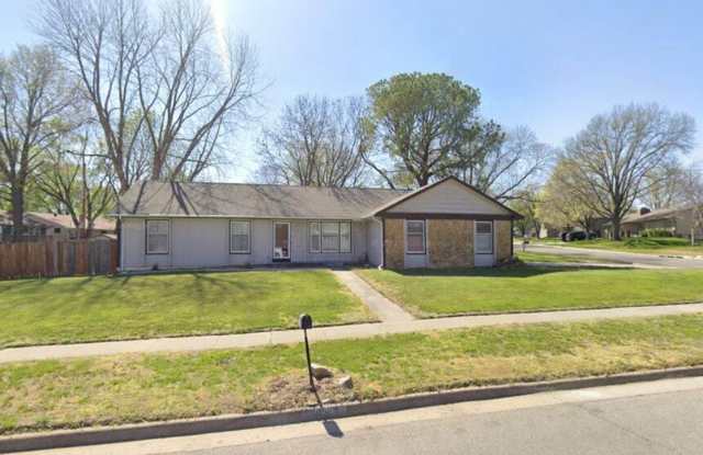 NEW PROPERTY LIVE!!!  LOOK AT THIS GEM!  Schedule A Tour Today!!  More photos coming soon!