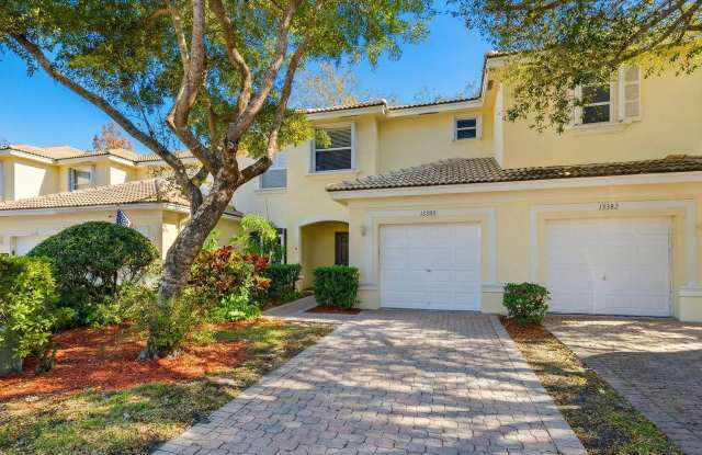 13380 Georgian Court