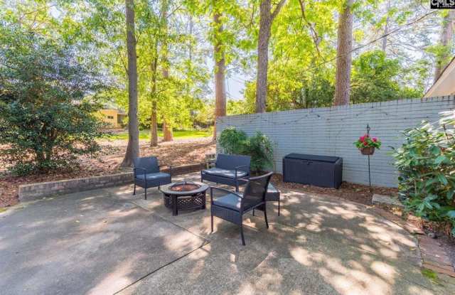 7 Lakeview Circle