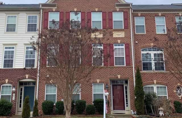 Photo of 2816 ADMIRAL RIDGE Road