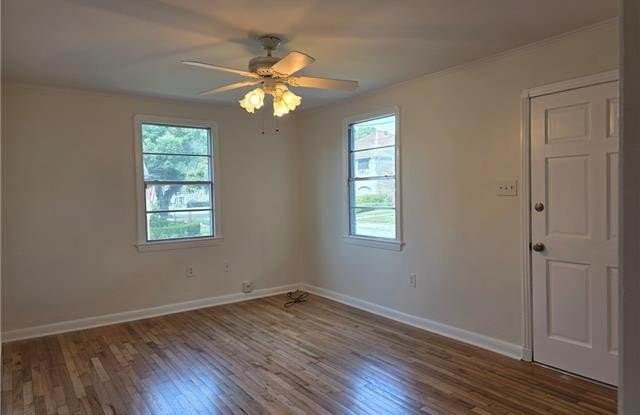 552 METAIRIE LAWN Drive