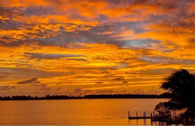 Photo of 300 SW Golfview Ter