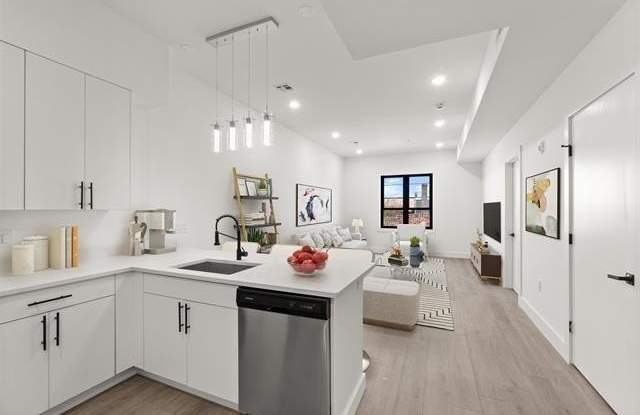 425 AVENUE C