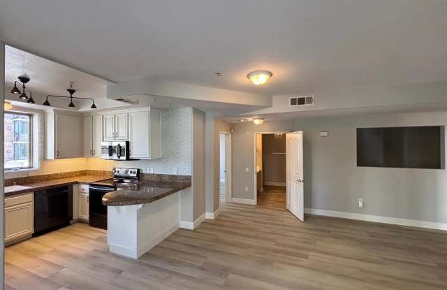 Photo of 235 Market St unit: 206