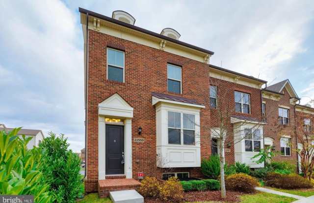 Photo of 22559 CLARKSBURG Road