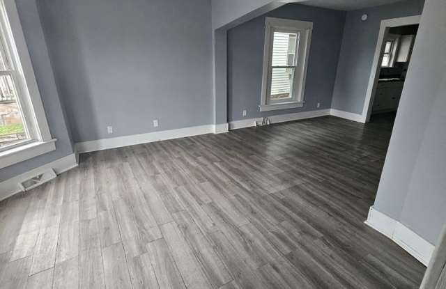 Lower three bedroom unit on Upper East Side