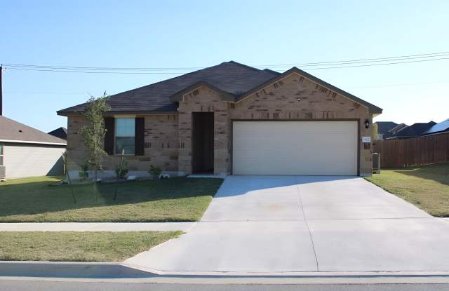 Photo of 3602 Fountain View Dr