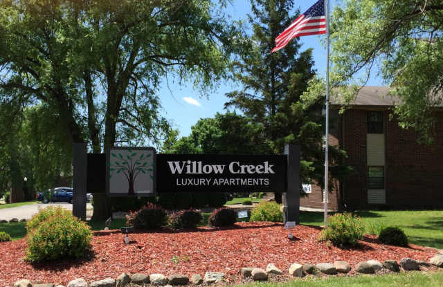 Willow Creek Apartments