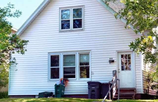 AVAILABLE JUNE 1ST 2026 - 4 bed, 2 bath home available! $250 Off First Months Rent!