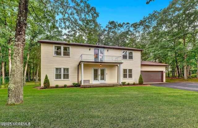 718 E Veterans Highway