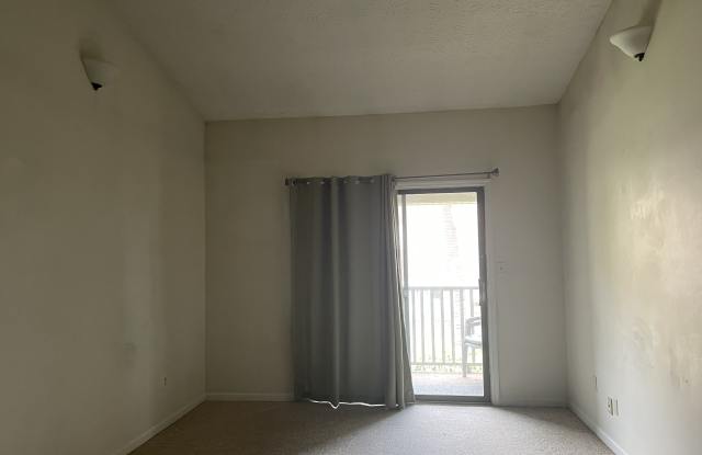 334 Oxford Dr
