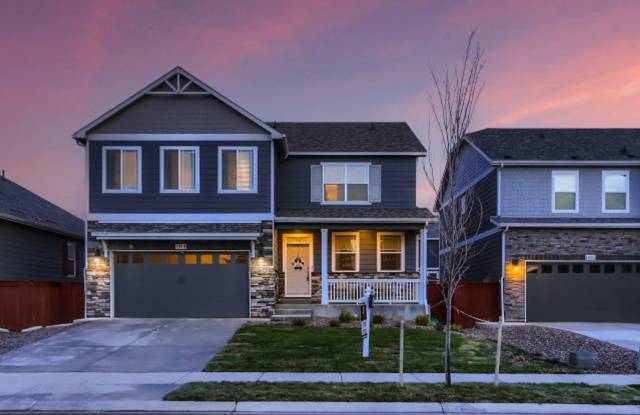 Beautiful 5 Bed Home in Raindance