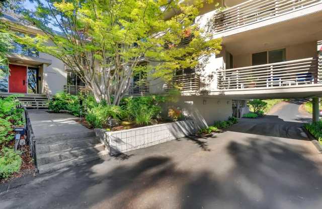1100 Sharon Park Dr Apt 13
