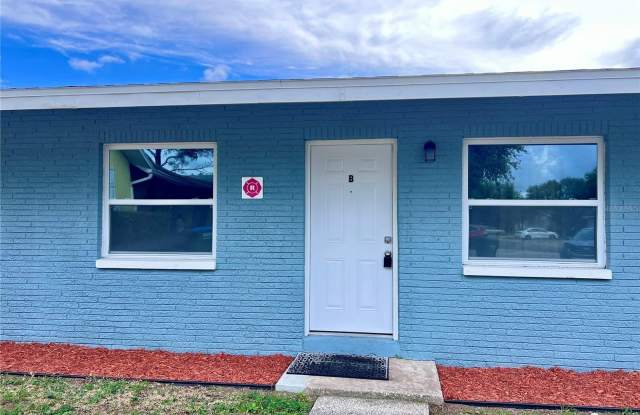 Photo of 5202 LAUREL PLACE