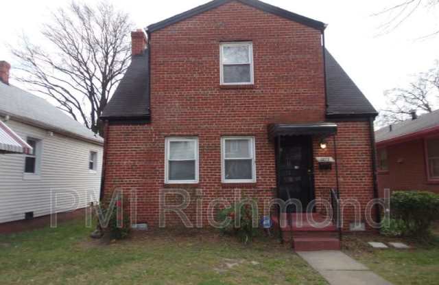 2203 Northumberland Ave