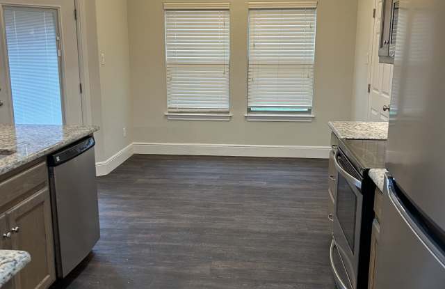 600 East Hale Avenue