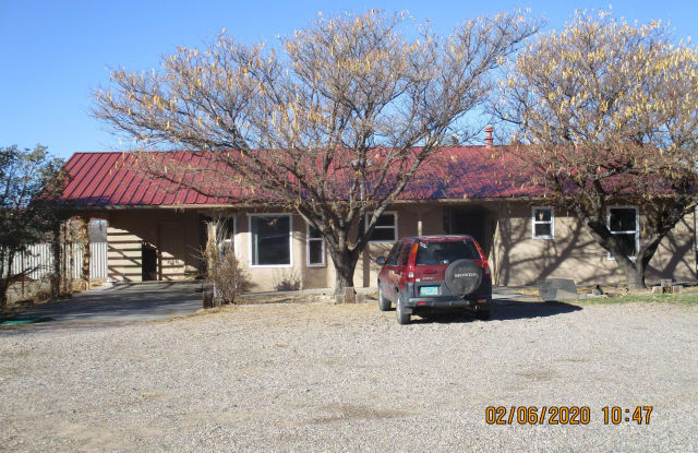 2962 HWY 47 - 2962 New Mexico Highway 47, Tome, NM 87031