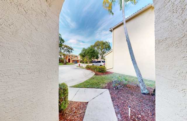 4BD/2BA Single Family Home in Olympia!!