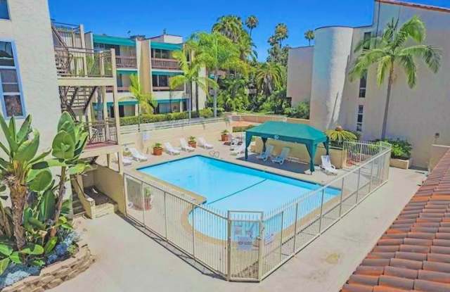 Photo of 6333 La Jolla Blvd